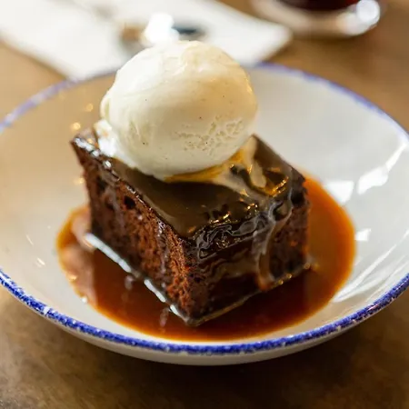 Royal Oak Pub * Картмел